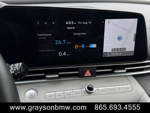Used 2025 Hyundai Elantra Limited FWD image 31