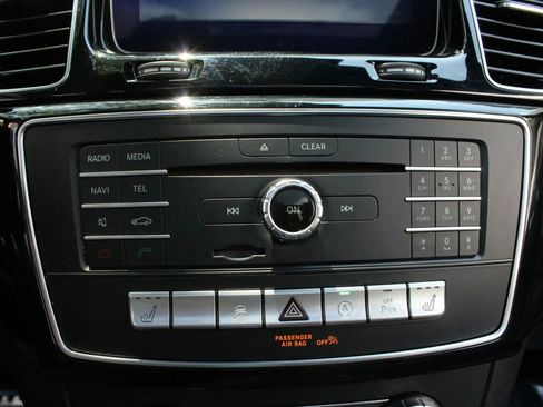 Used 2017 Mercedes-Benz GLE 43 AMG 4MATIC w/ Premium 2 Package image 42