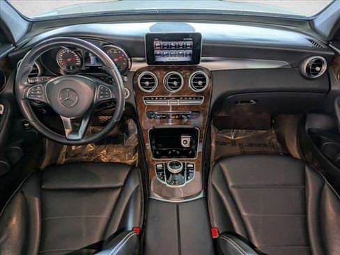 Used 2019 Mercedes-Benz GLC 300 image 16