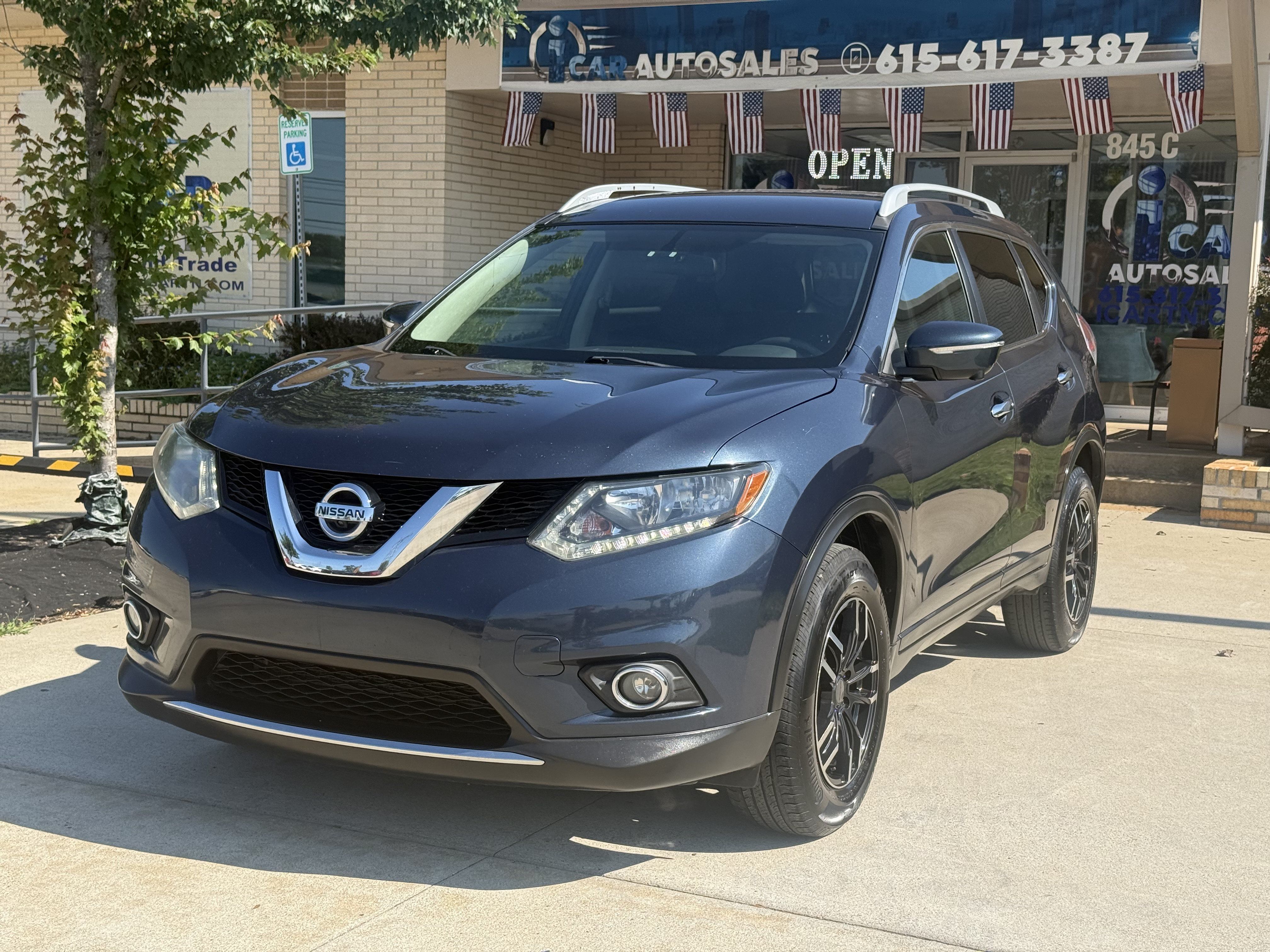 Used 2015 Nissan Rogue SL AWD/4WD image 1