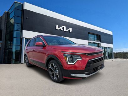 New 2025 Kia Niro SX Touring