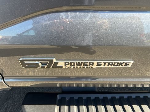 Used 2023 Ford F250 Lariat w/ Lariat Ultimate Package image 8