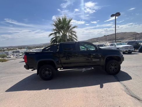 Used 2021 Chevrolet Colorado ZR2 w/ ZR2 Midnight Special Edition AWD/4WD image 6