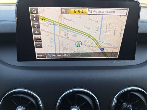 Used 2019 Kia Stinger GT2 image 18