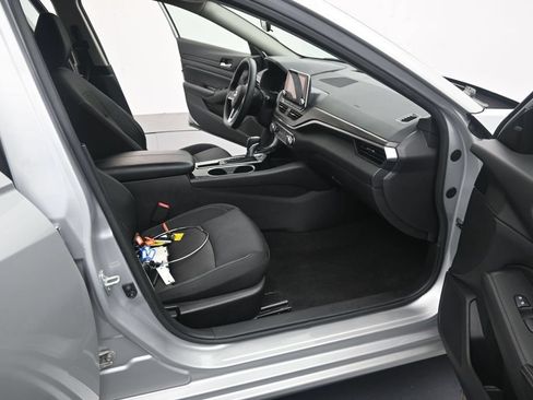 Used 2024 Nissan Altima 2.5 SV FWD image 19