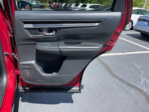 Certified 2025 Honda CR-V Sport image 33