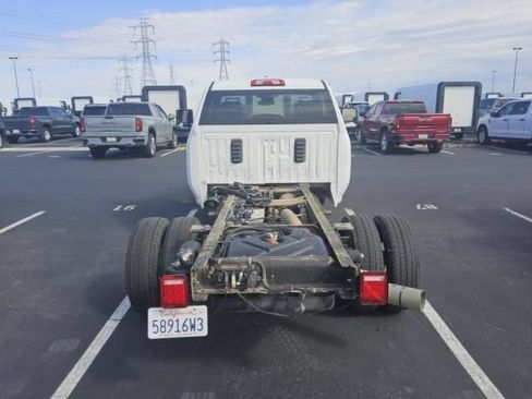 Used 2024 GMC Sierra 3500 Pro w/ Convenience Package AWD/4WD image 7