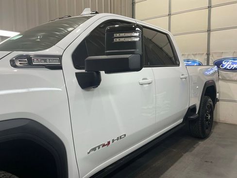 Used 2026 GMC Sierra 2500 AT4 w/ AT4 Premium Plus Package AWD/4WD image 5