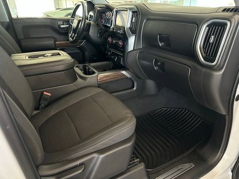 Used 2020 Chevrolet Silverado 1500 RST w/ Texas Edition image 16