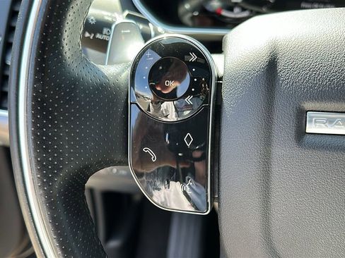 Used 2021 Land Rover Range Rover Sport HSE Dynamic image 11