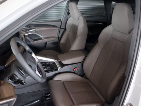 Certified 2025 Audi Q5 Premium Plus w/ Premium Plus image 7