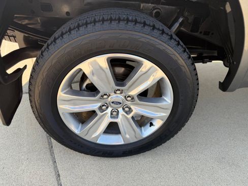 Used 2020 Ford F150 Platinum w/ Equipment Group 701A Luxury image 12