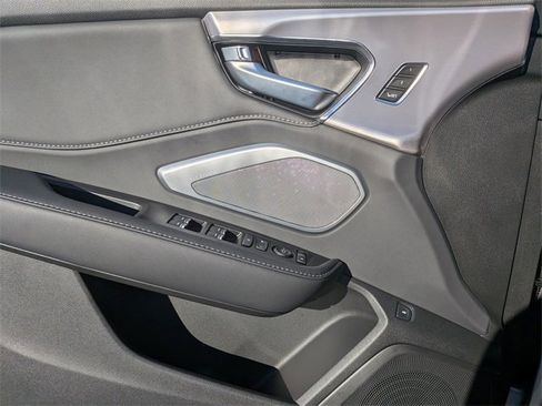 Certified 2025 Acura RDX w/ Technology Package image 29