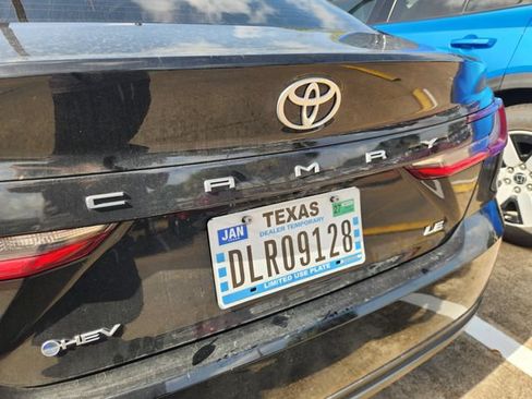 Used 2026 Toyota Camry LE w/ Convenience Package FWD image 9