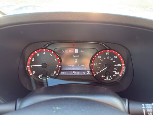 Used 2023 Nissan Frontier PRO-4X w/ Pro Convenience Package image 19