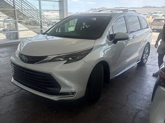 Certified 2024 Toyota Sienna Platinum FWD video 1