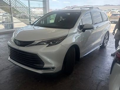 Certified 2024 Toyota Sienna Platinum