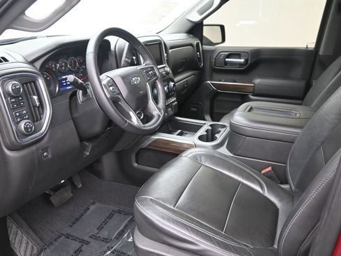 Used 2020 Chevrolet Silverado 1500 LT Trail Boss image 10