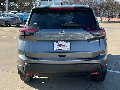 New 2026 Nissan Rogue SV image 6