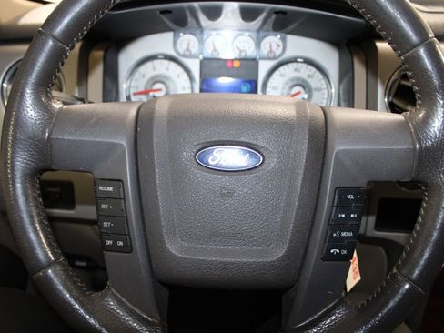 Used 2010 Ford F150 Lariat image 35