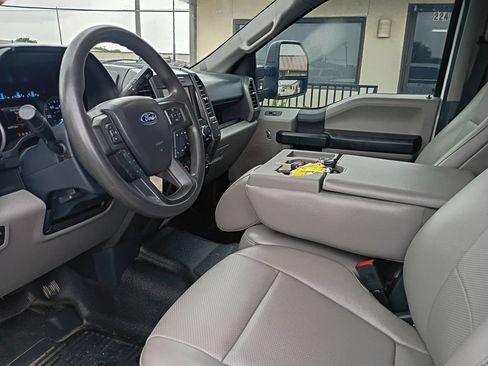 Used 2022 Ford F250 XL w/ STX Appearance Package AWD/4WD image 18