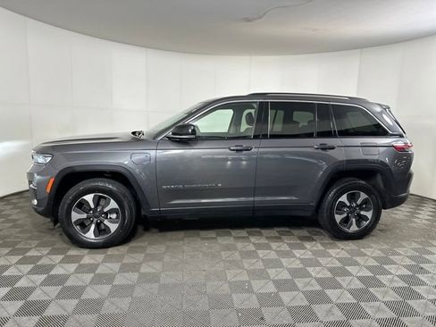 Used 2022 Jeep Grand Cherokee Limited 4xe image 6