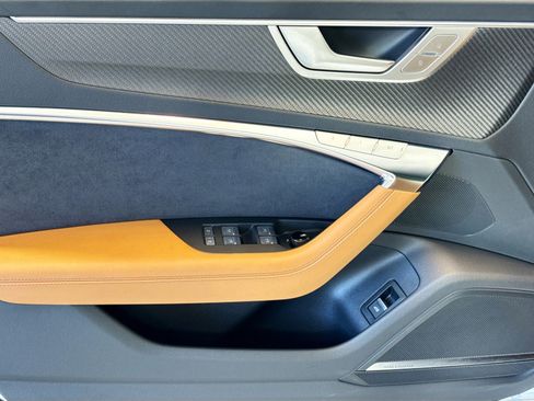 Used 2024 Audi RS 7 Performance image 11