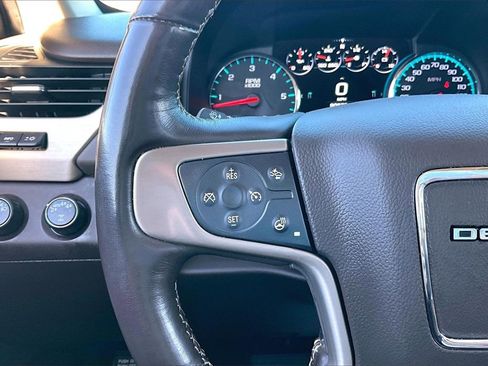Used 2019 GMC Yukon Denali w/ Denali Ultimate Package image 20