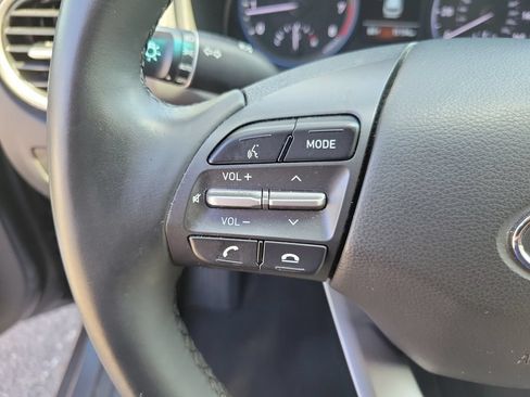 Certified 2021 Hyundai Kona SEL FWD image 24
