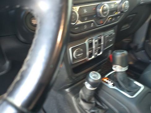 Used 2020 Jeep Wrangler Unlimited Sport S image 15