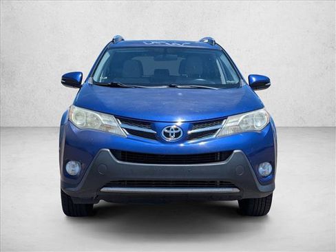 Used 2015 Toyota RAV4 XLE FWD image 2