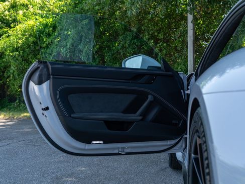 Certified 2026 Porsche 911 GT3 RWD image 21
