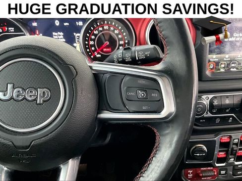 Used 2018 Jeep Wrangler Unlimited Rubicon AWD/4WD image 25