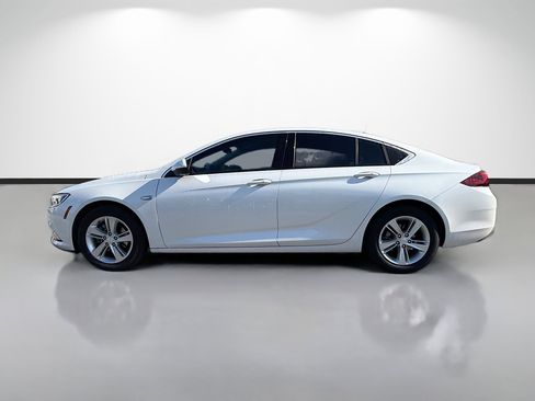 Used 2018 Buick Regal Preferred w/ Sights and Sounds Package FWD image 6