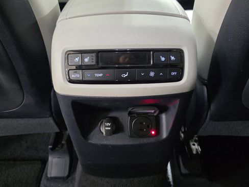 Used 2024 Hyundai Palisade Calligraphy image 12