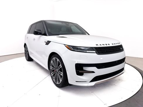 Used 2025 Land Rover Range Rover Sport Dynamic SE AWD/4WD image 11