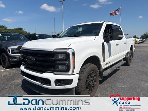 Used 2023 Ford F250 Lariat w/ Lariat Ultimate Package AWD/4WD image 1