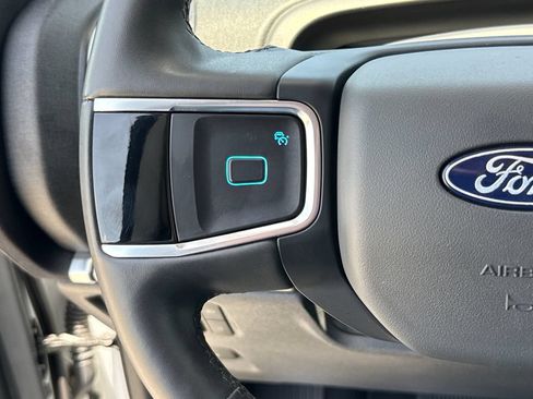 Used 2025 Ford Expedition Max Active RWD image 15
