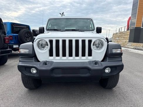 Used 2021 Jeep Wrangler Unlimited Sport w/ Sun And Sound Package AWD/4WD image 9