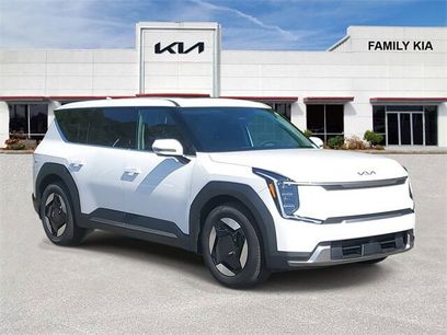 New 2026 Kia EV9 Light