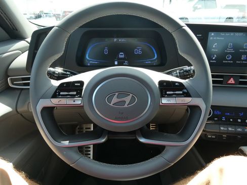 Used 2026 Hyundai Elantra Sport FWD image 31