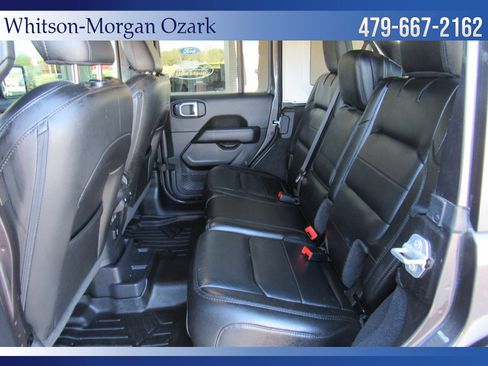 Used 2021 Jeep Wrangler Unlimited Sahara image 23