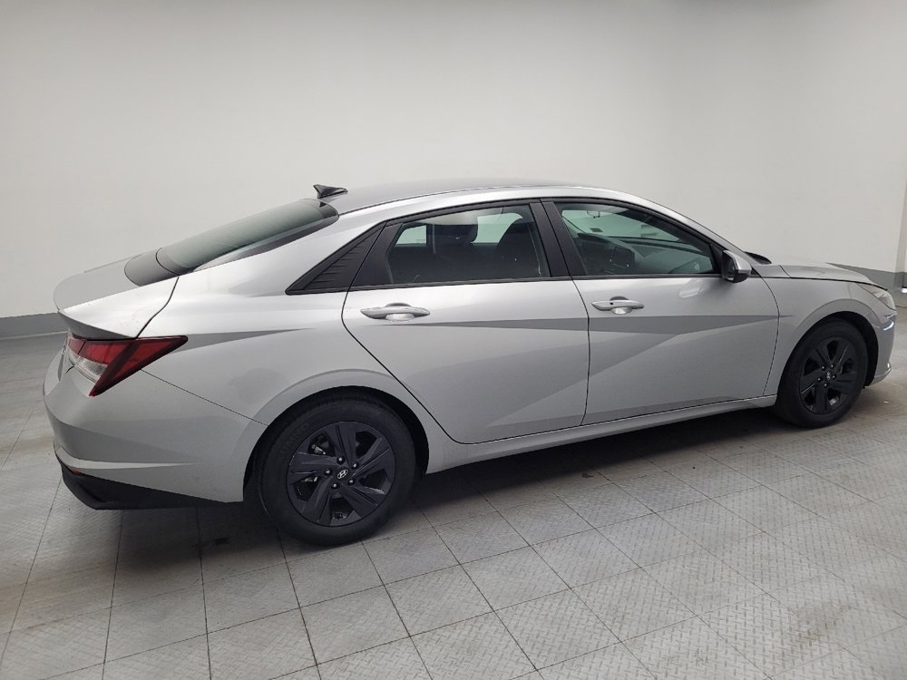 Used 2021 Hyundai Elantra SEL w/ Convenience Package FWD image 10