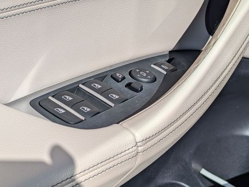 Used 2019 BMW X3 sDrive30i w/ Driving Assistance Package image 12