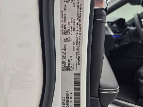 New 2025 Jeep Grand Cherokee L Overland w/ Advanced Protech Group III image 33