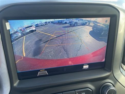 Used 2022 Chevrolet Silverado 1500 RST w/ LPO, Blackout Package image 11