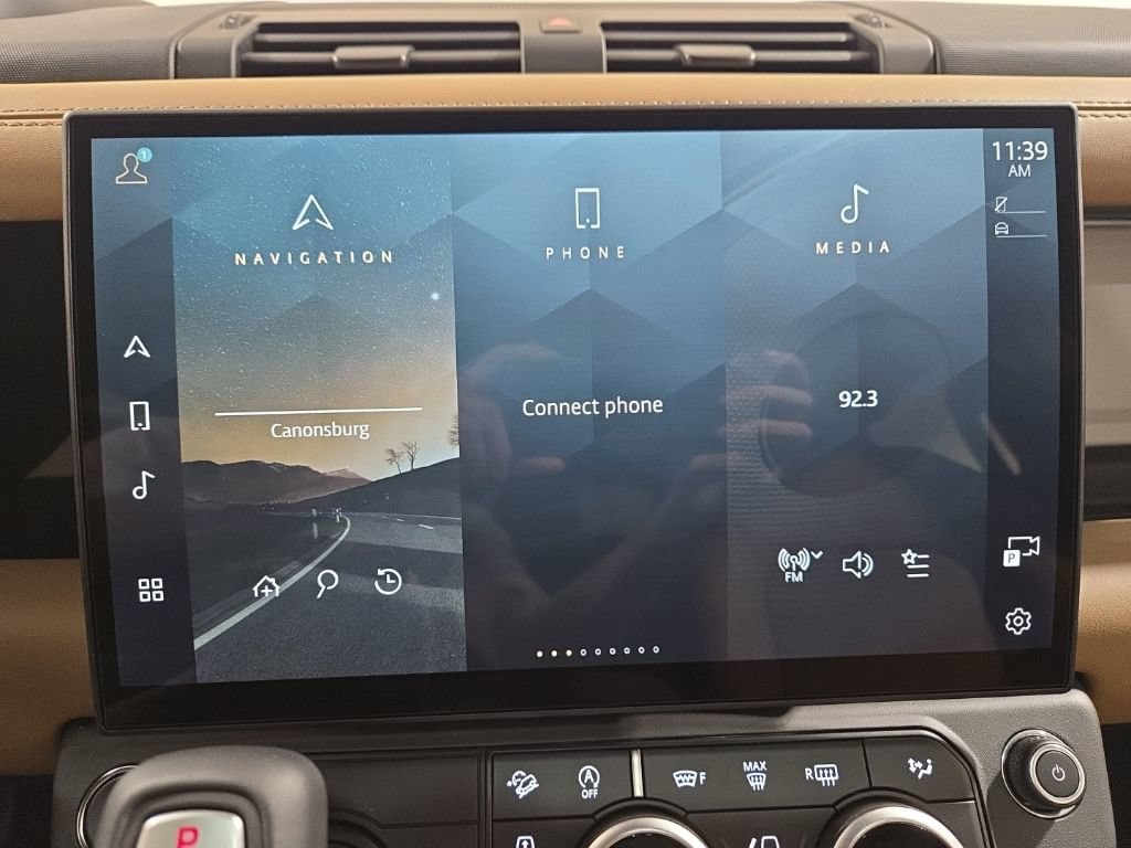 New 2026 Land Rover Defender 110 S AWD/4WD image 18