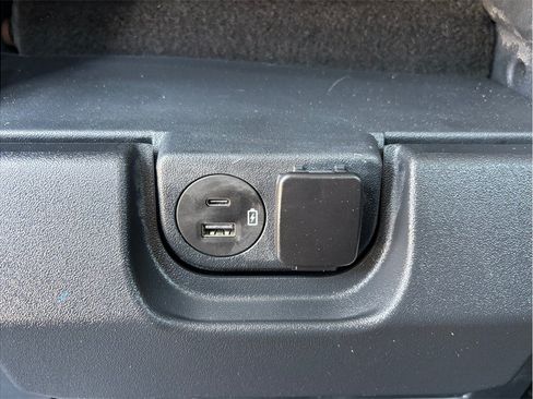 Used 2022 Ford F150 XL w/ Equipment Group 101A High RWD image 31