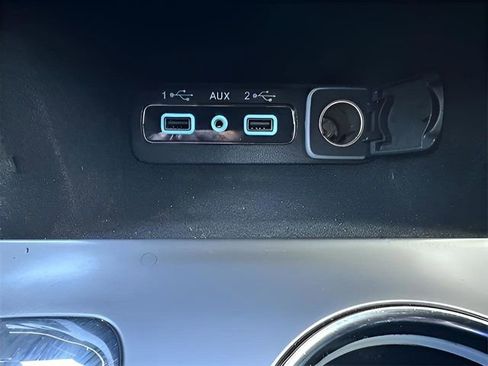 Used 2021 Jeep Grand Cherokee Laredo image 27