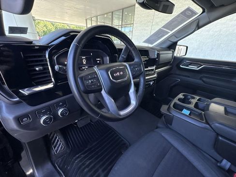 Certified 2024 GMC Sierra 1500 Elevation AWD/4WD image 10